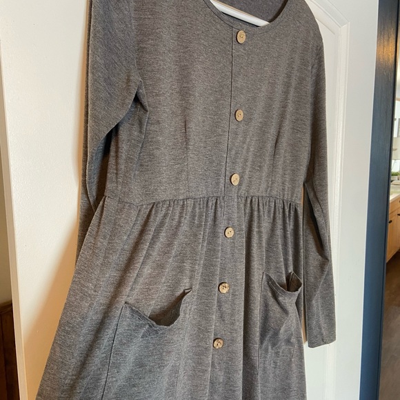 Long Sleeve Grey Dress w/ Button detailing - Picture 2 of 4